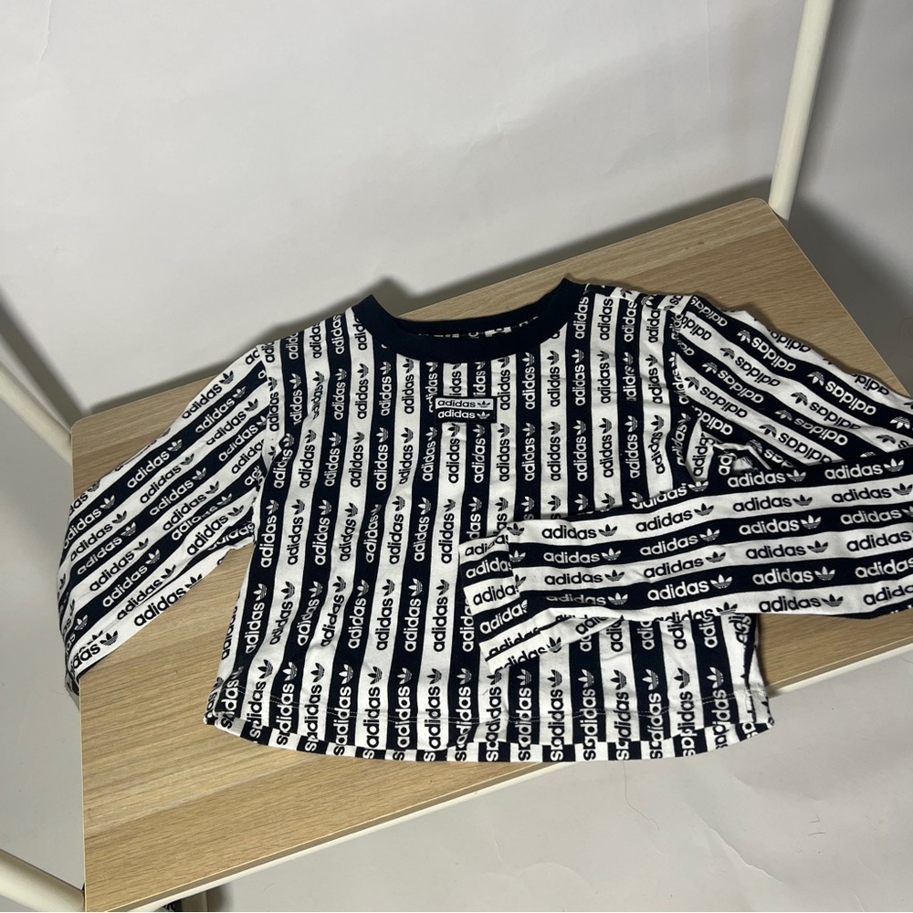 Adidas Top
